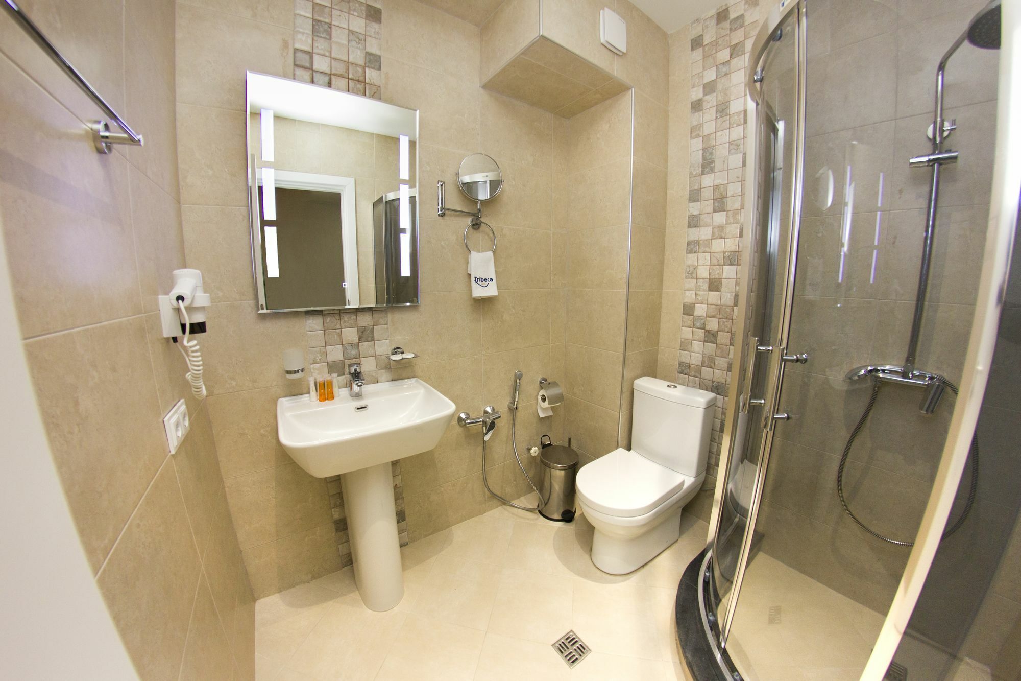 Tribeca Hotel 4*